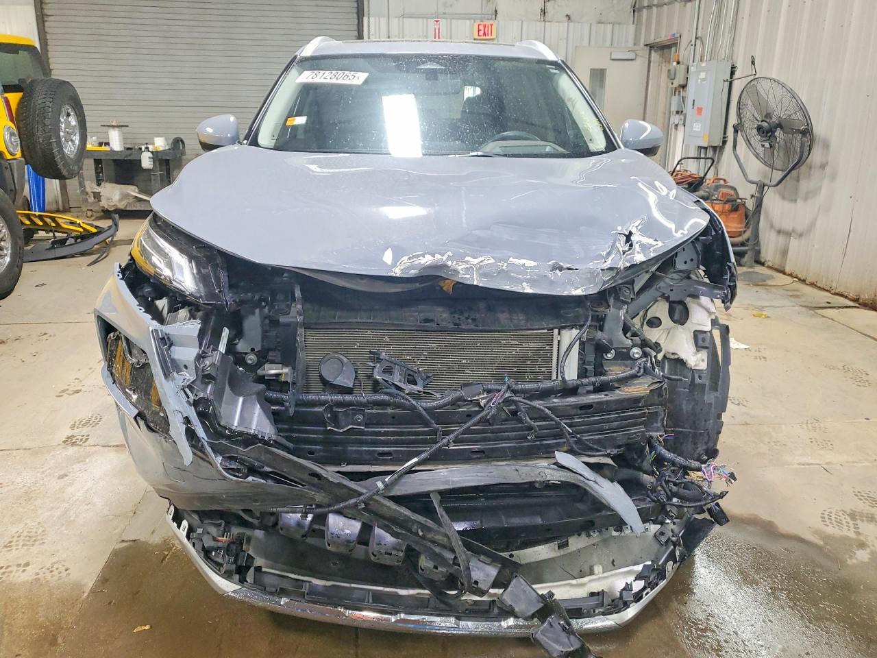 2022 Nissan Rogue Platinum - zdjęcie 5