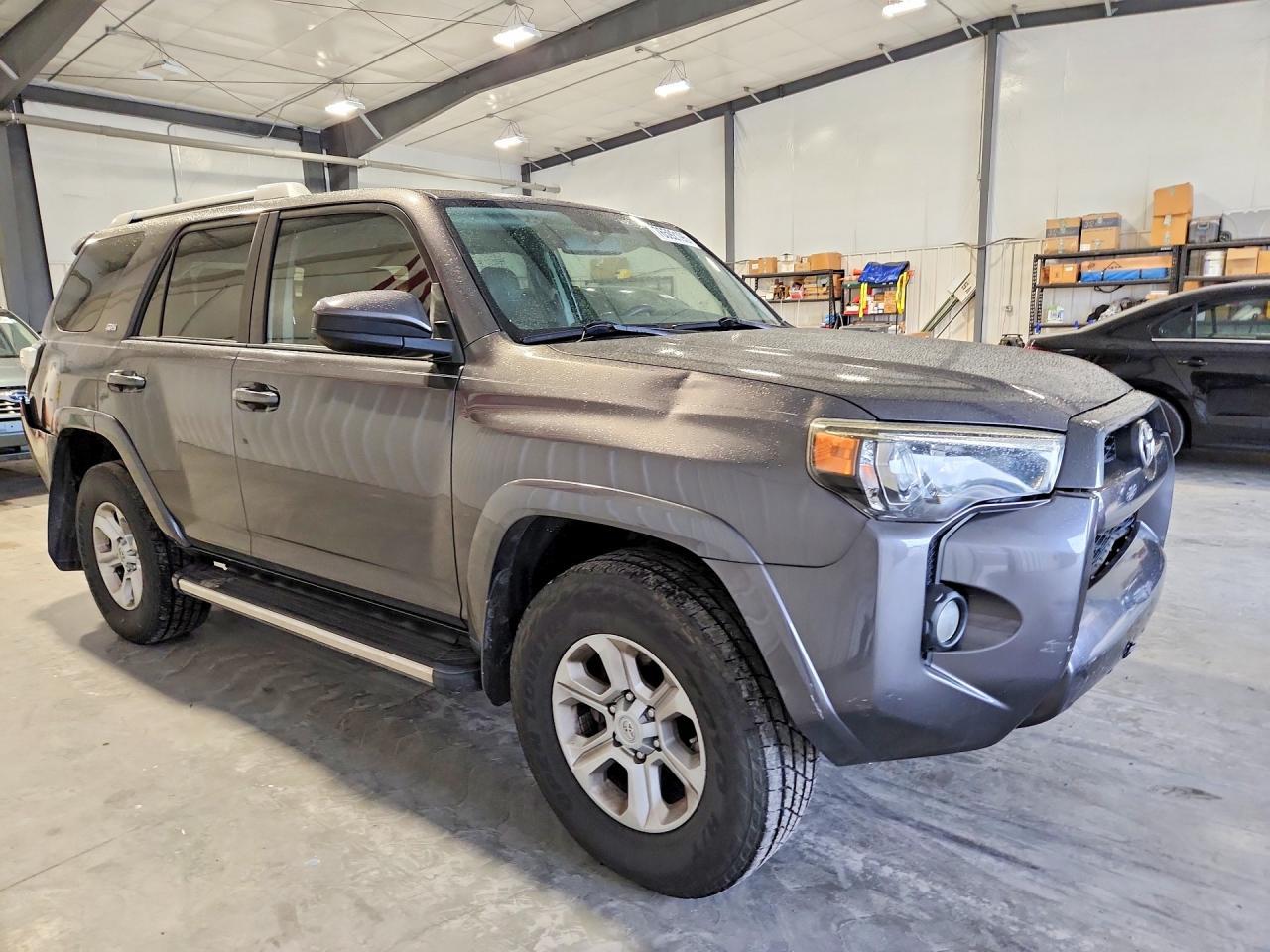 2014 Toyota 4Runner Sr5 - zdjęcie 4