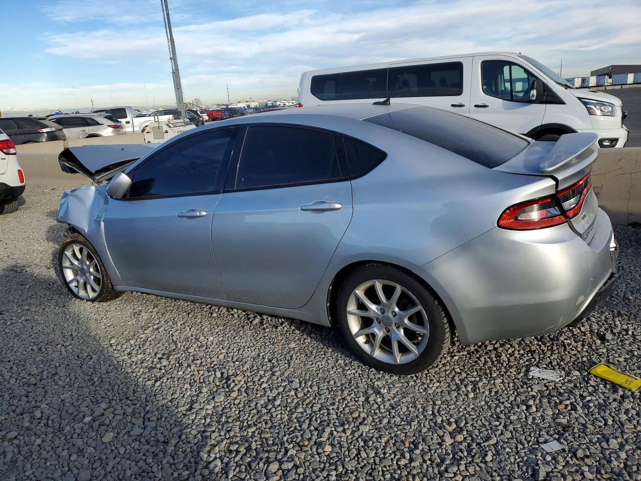 2013 Dodge Dart Sxt - zdjęcie 2