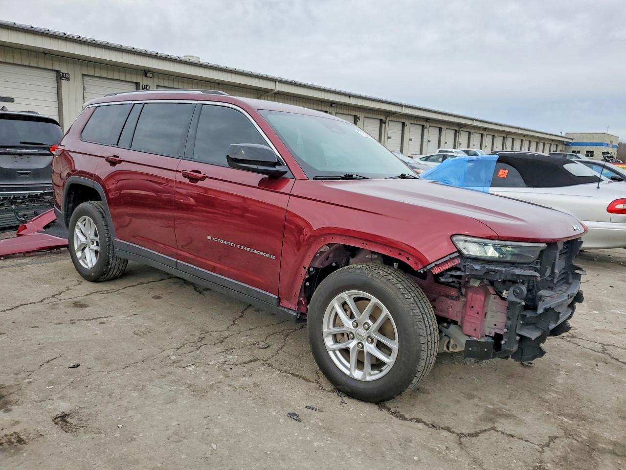 2021 Jeep Grand Cherokee L Laredo - zdjęcie 4