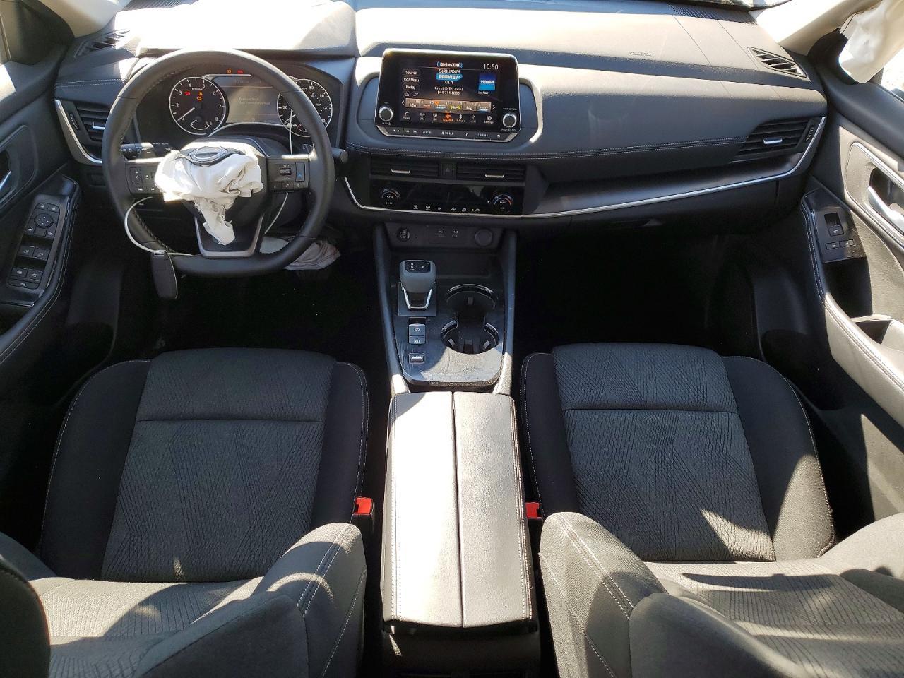 2025 Nissan Rogue Sv - zdjęcie 8