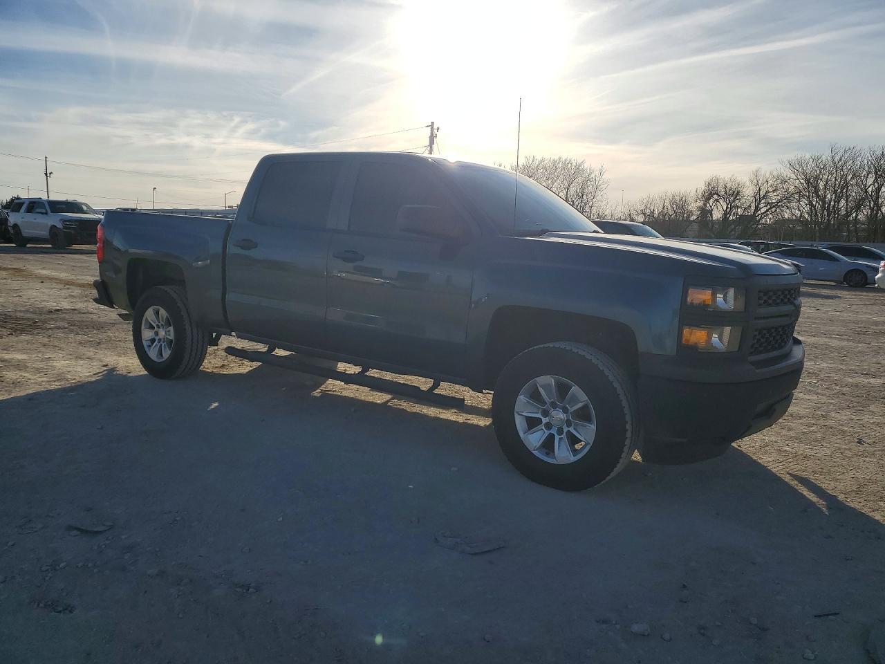 2014 Chevrolet Silverado C1500 - zdjęcie 4