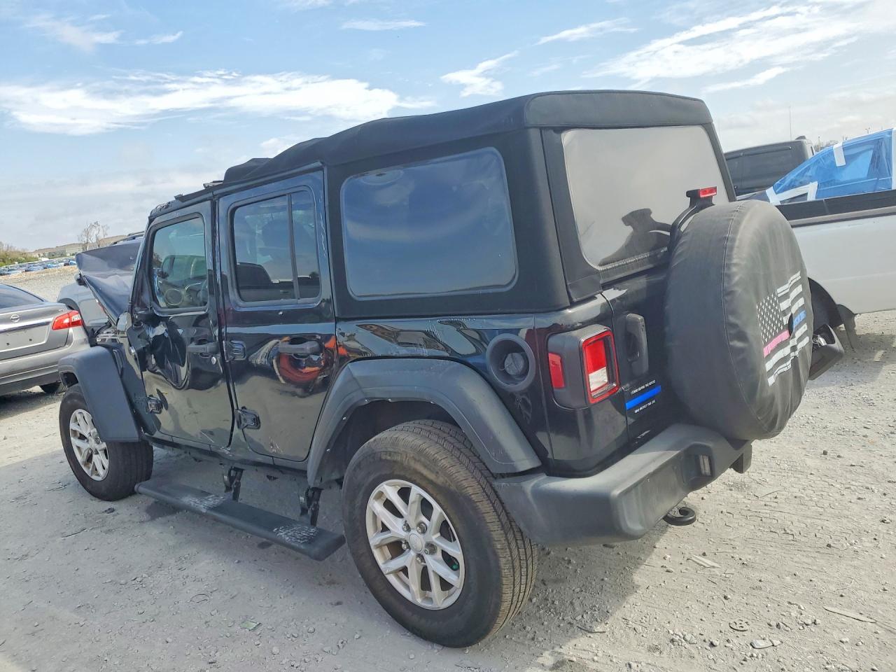 2023 Jeep Wrangler Sport - zdjęcie 2
