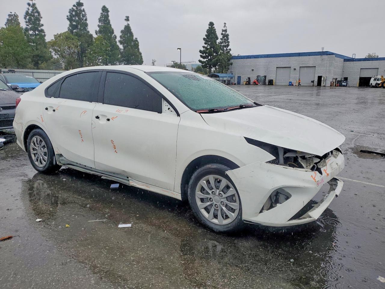 2022 Kia Forte Fe - zdjęcie 4