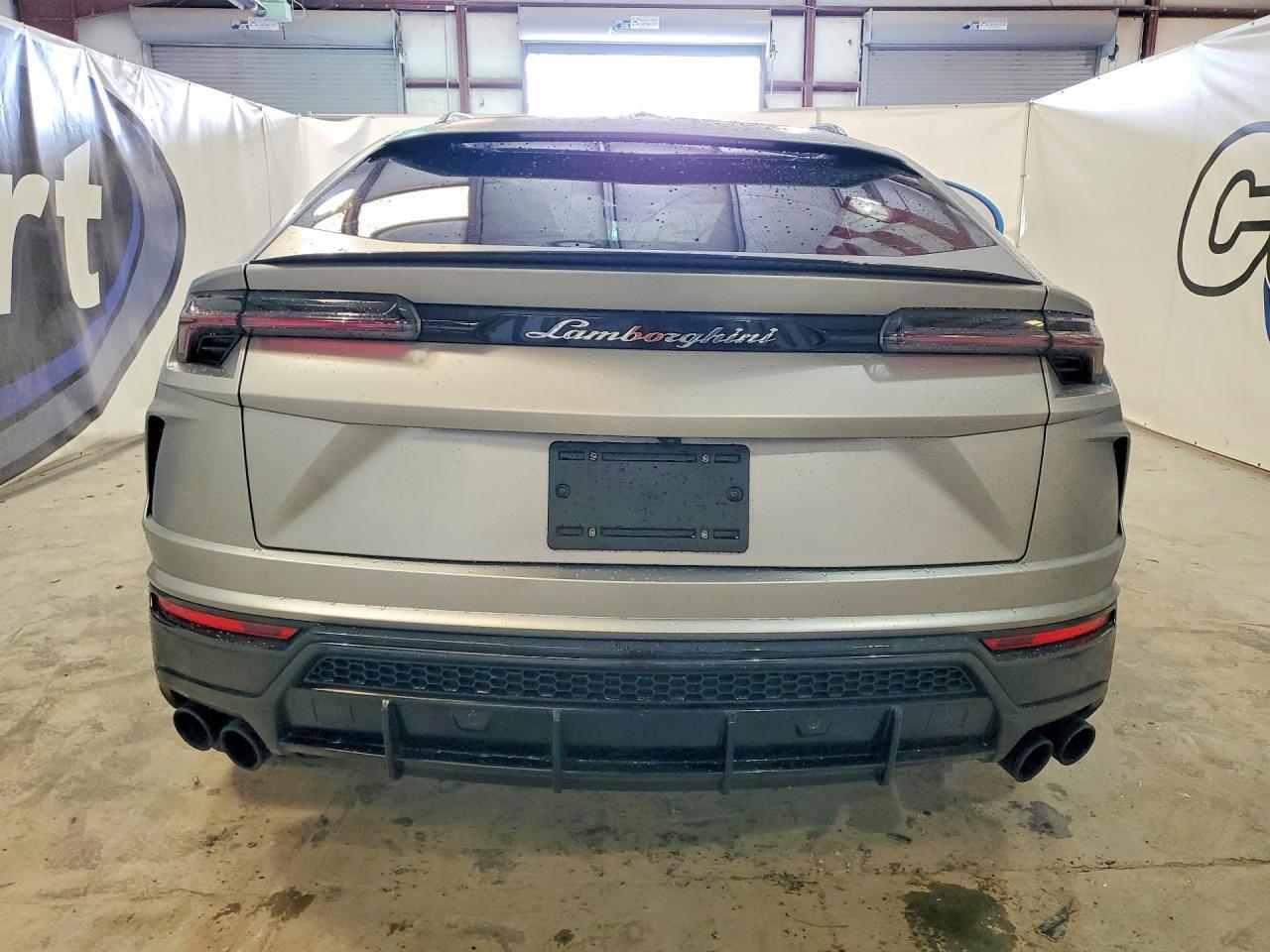 2021 Lamborghini Urus - zdjęcie 6