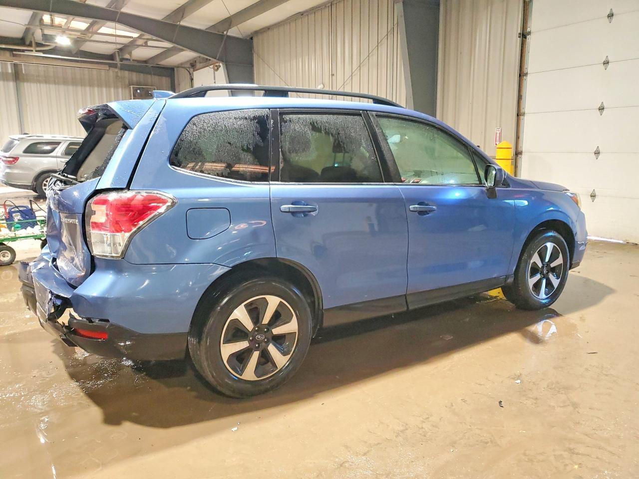 2018 Subaru Forester 2.5I Premium - zdjęcie 3