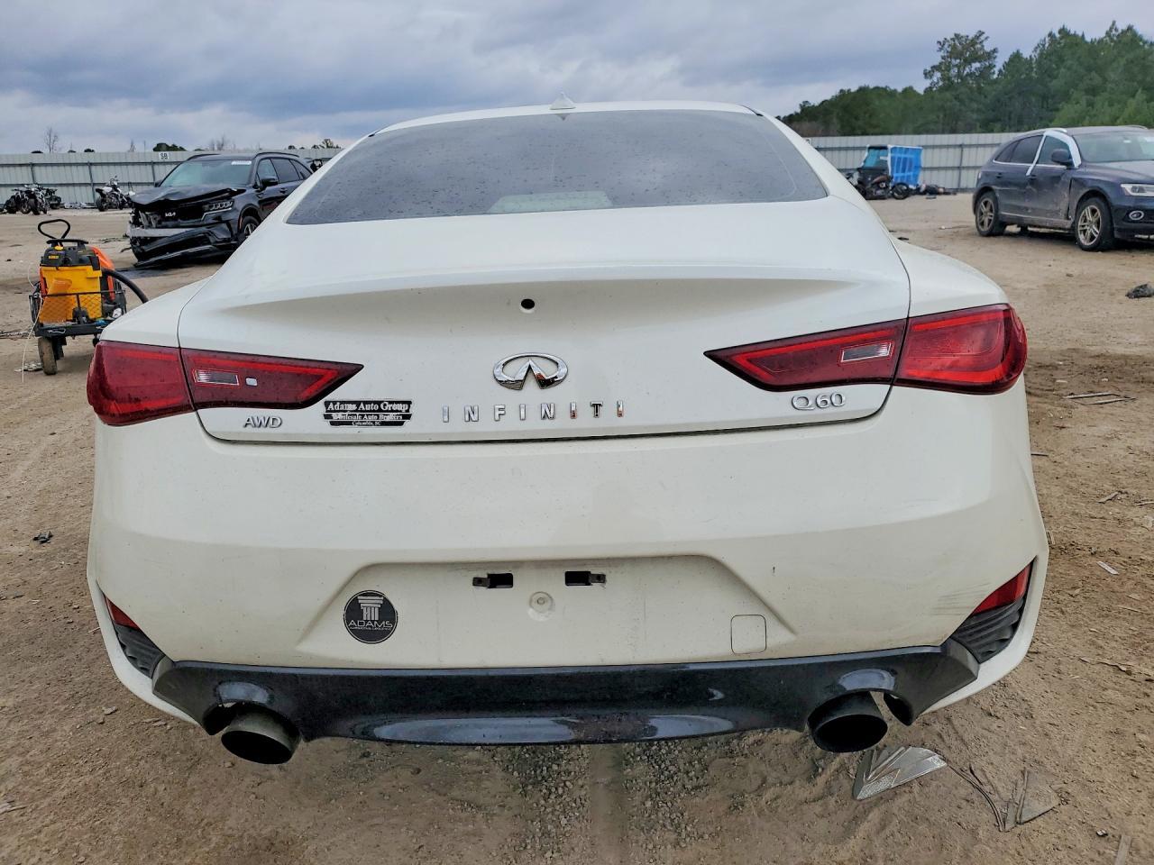 2017 Infiniti Q60 Premium - zdjęcie 6