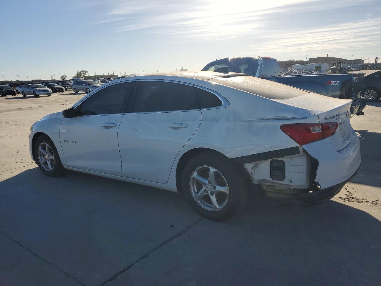 2018 Chevrolet Malibu Ls - zdjęcie 2