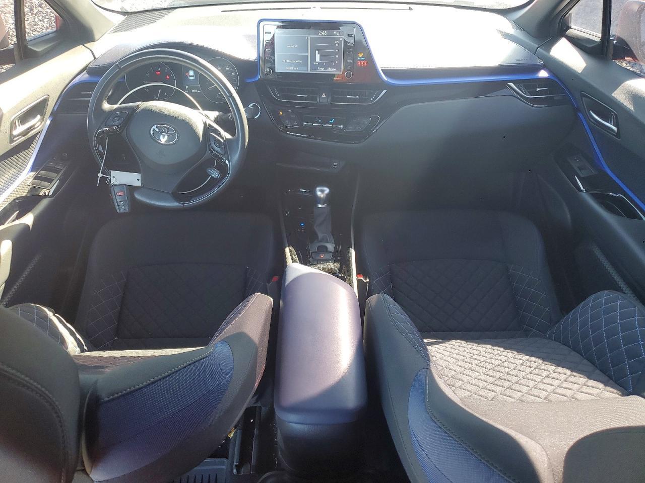 2021 Toyota C-Hr Xle - zdjęcie 8