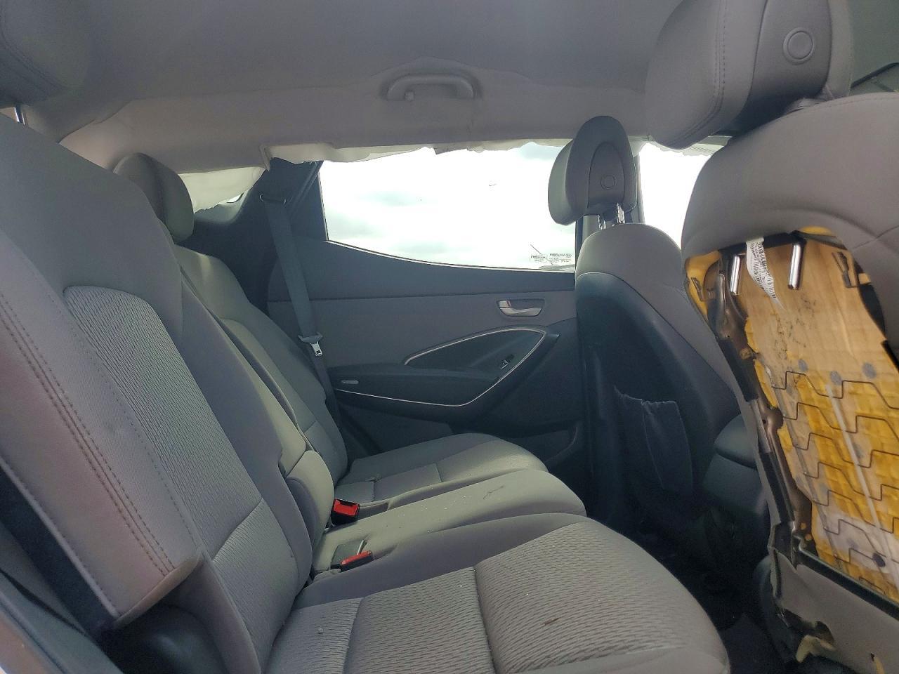 2017 Hyundai Santa Fe Sport 2.4L - zdjęcie 10