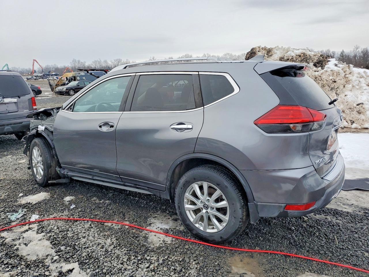 2017 Nissan Rogue Sv - zdjęcie 2