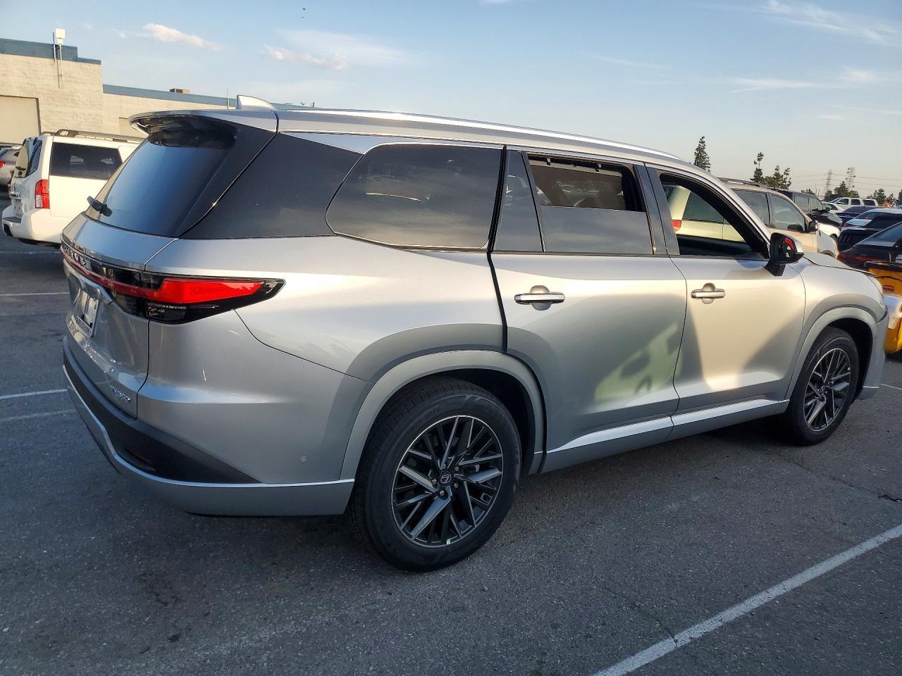 2026 Lexus Tx 350 Premium - zdjęcie 3