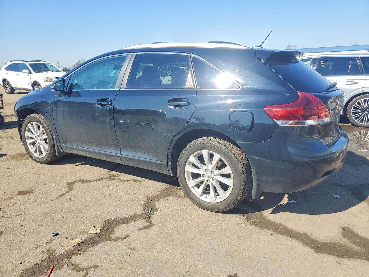 2013 Toyota Venza Le - zdjęcie 2