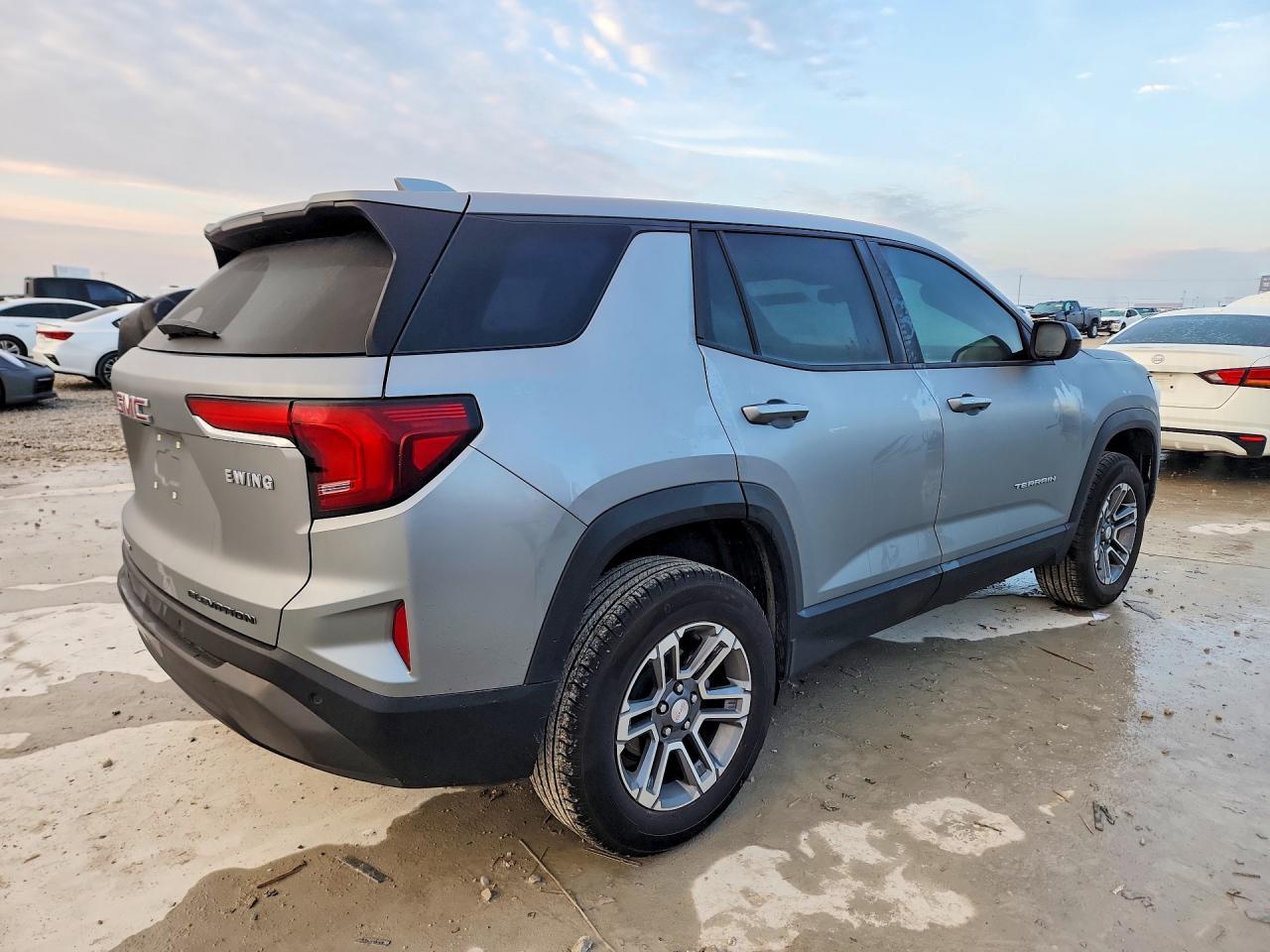 2025 GMC Terrain Elevation - zdjęcie 3