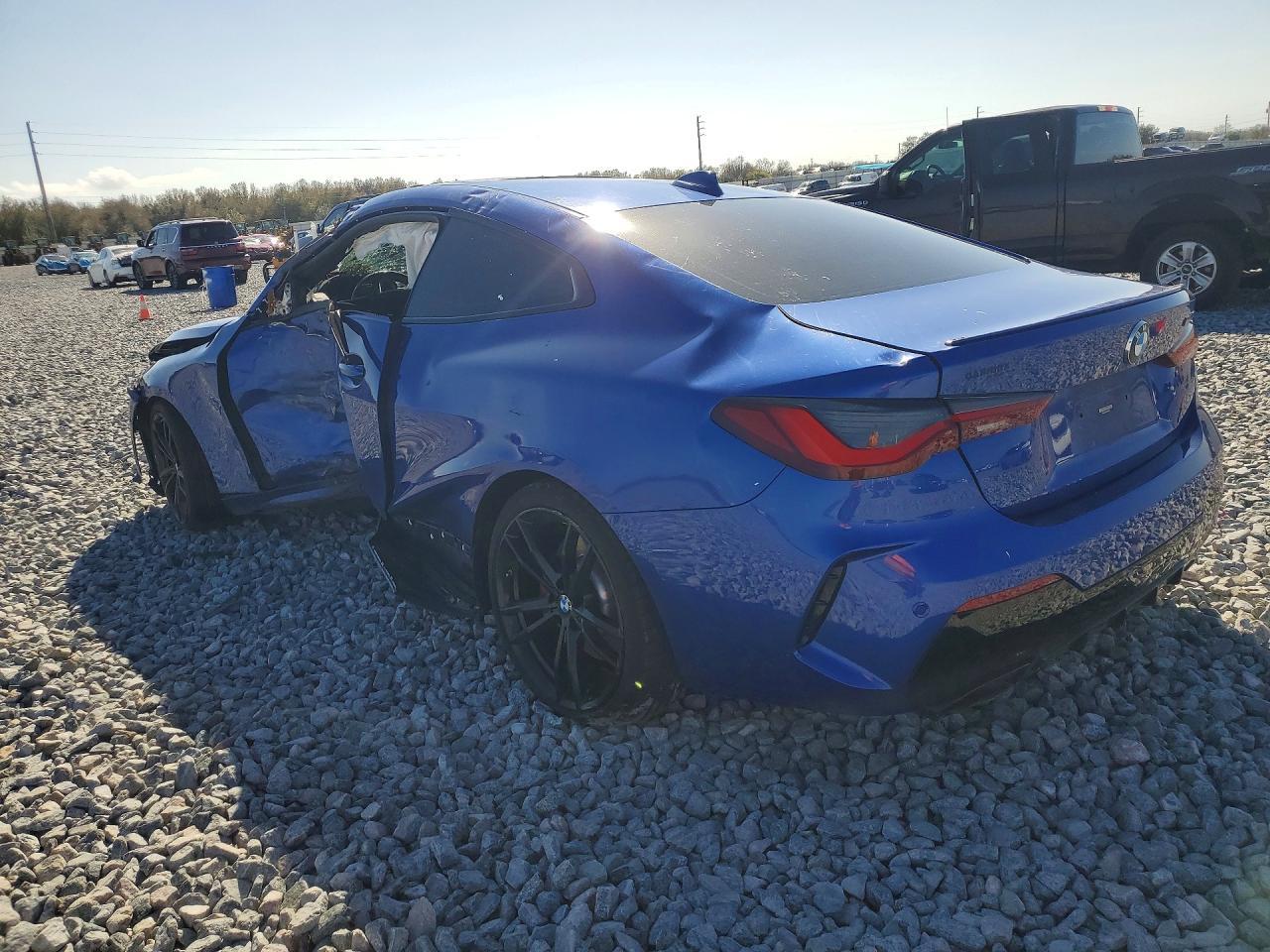2022 BMW M440I - zdjęcie 2