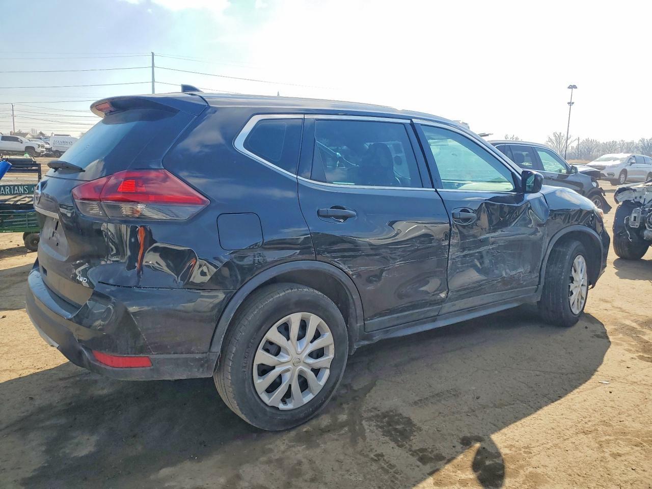 2018 Nissan Rogue S - zdjęcie 3