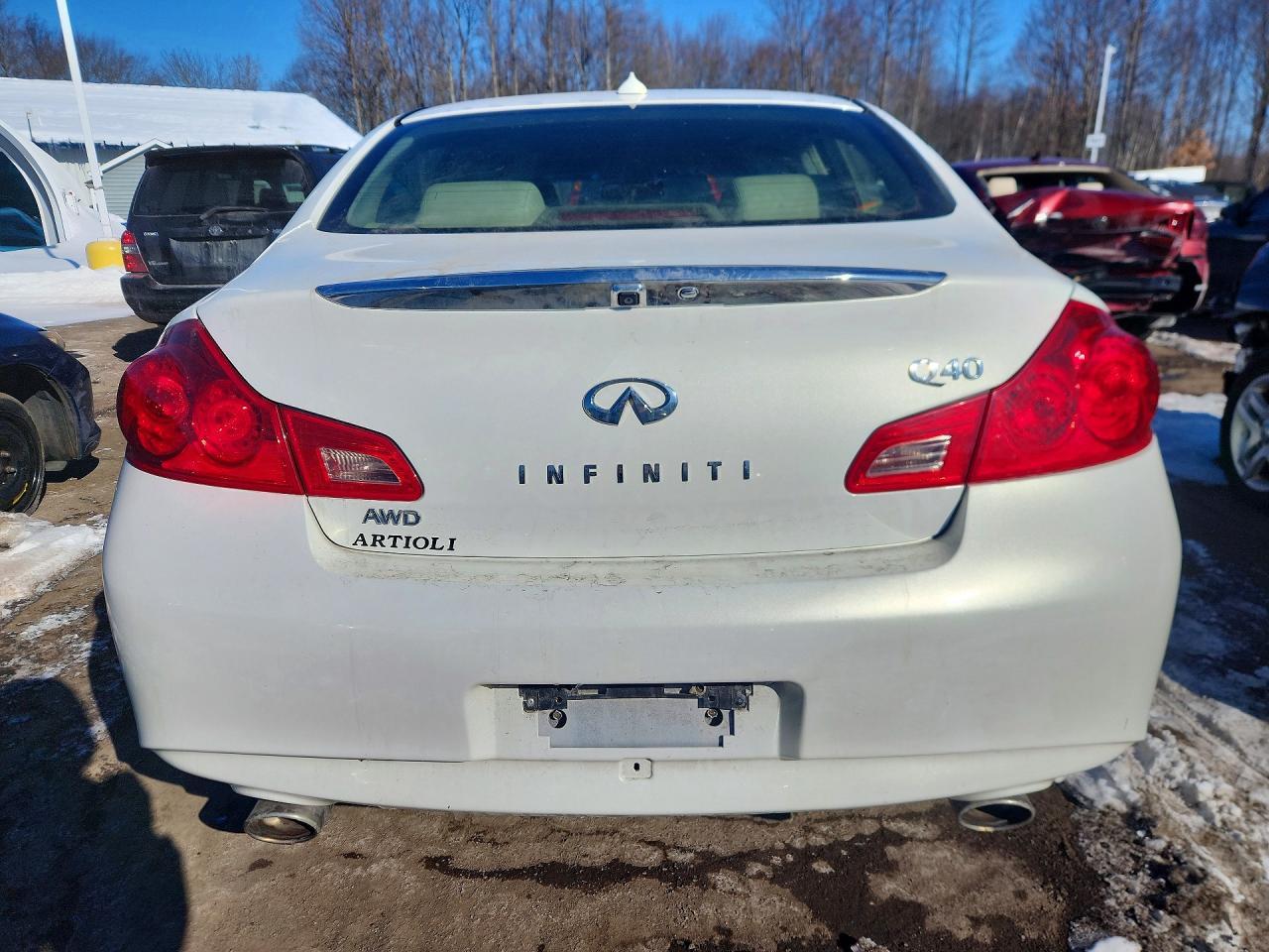 2015 Infiniti Q40 - zdjęcie 6