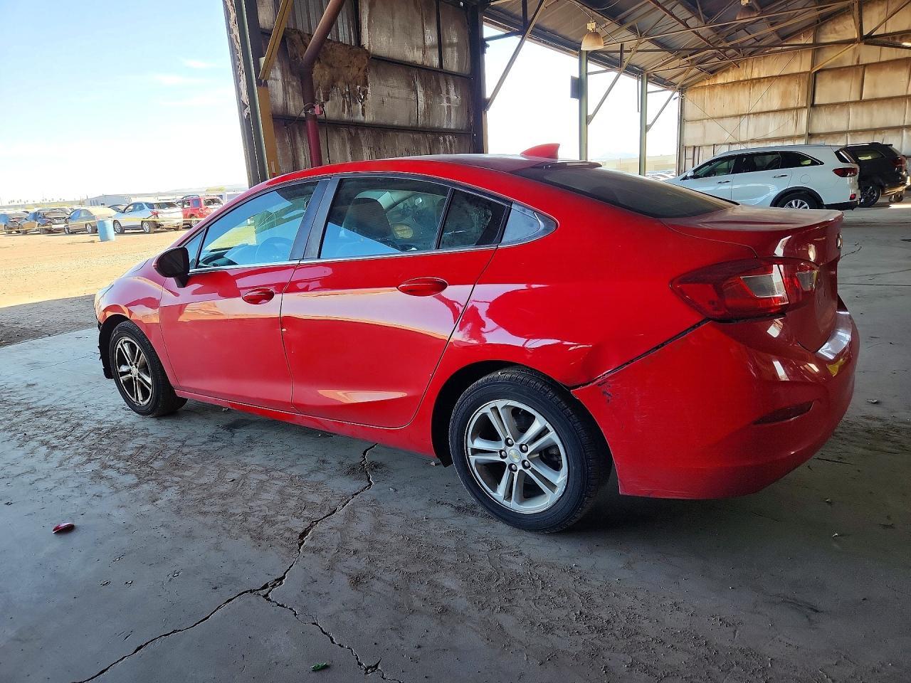 2016 Chevrolet Cruze Lt - zdjęcie 2