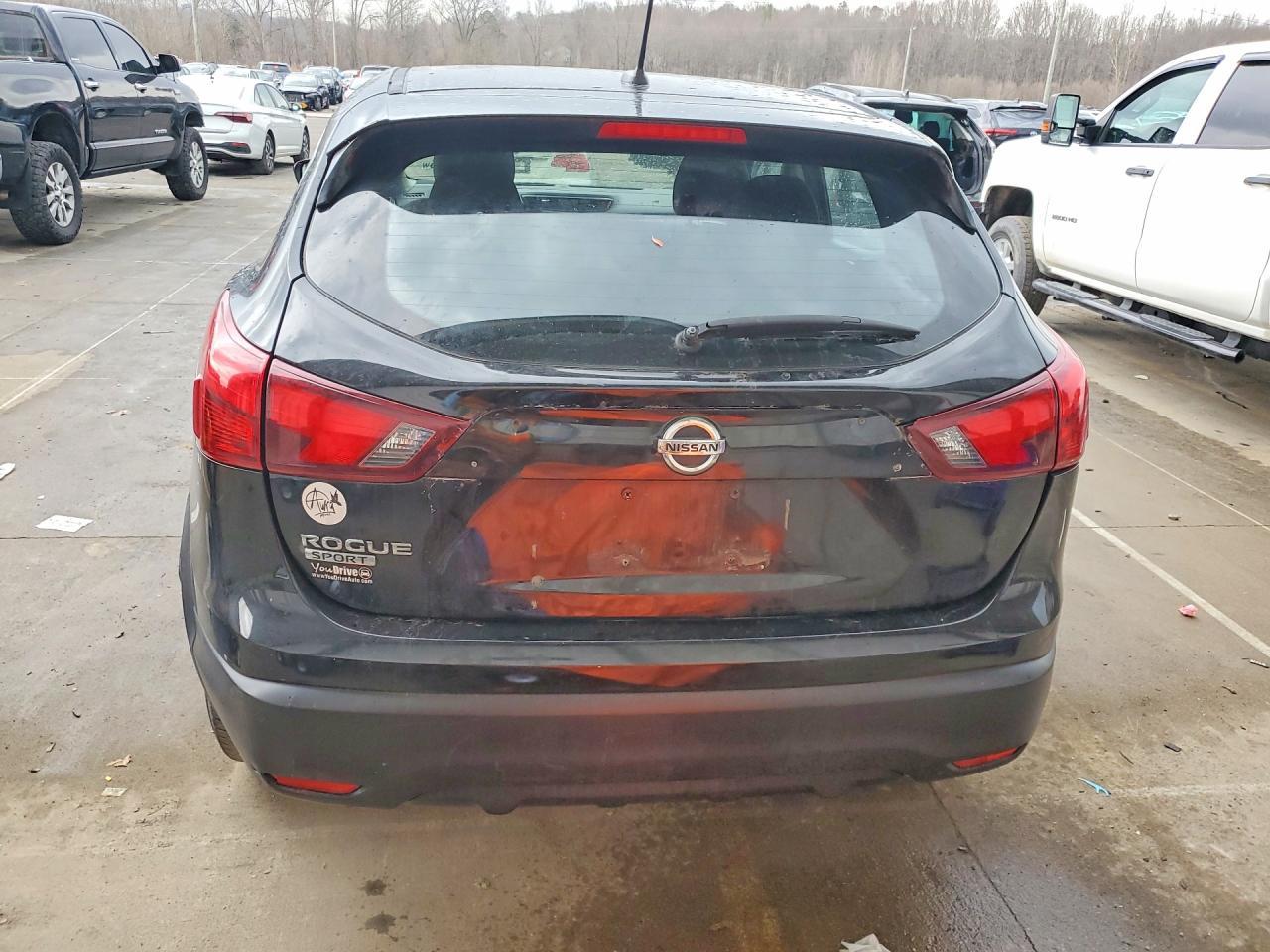 2018 Nissan Rogue Sport S - zdjęcie 6