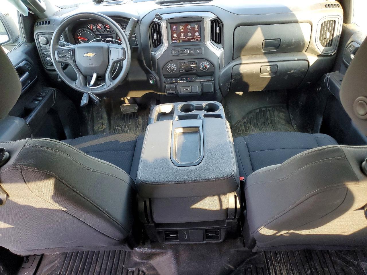 2025 Chevrolet Silverado K1500 - zdjęcie 8