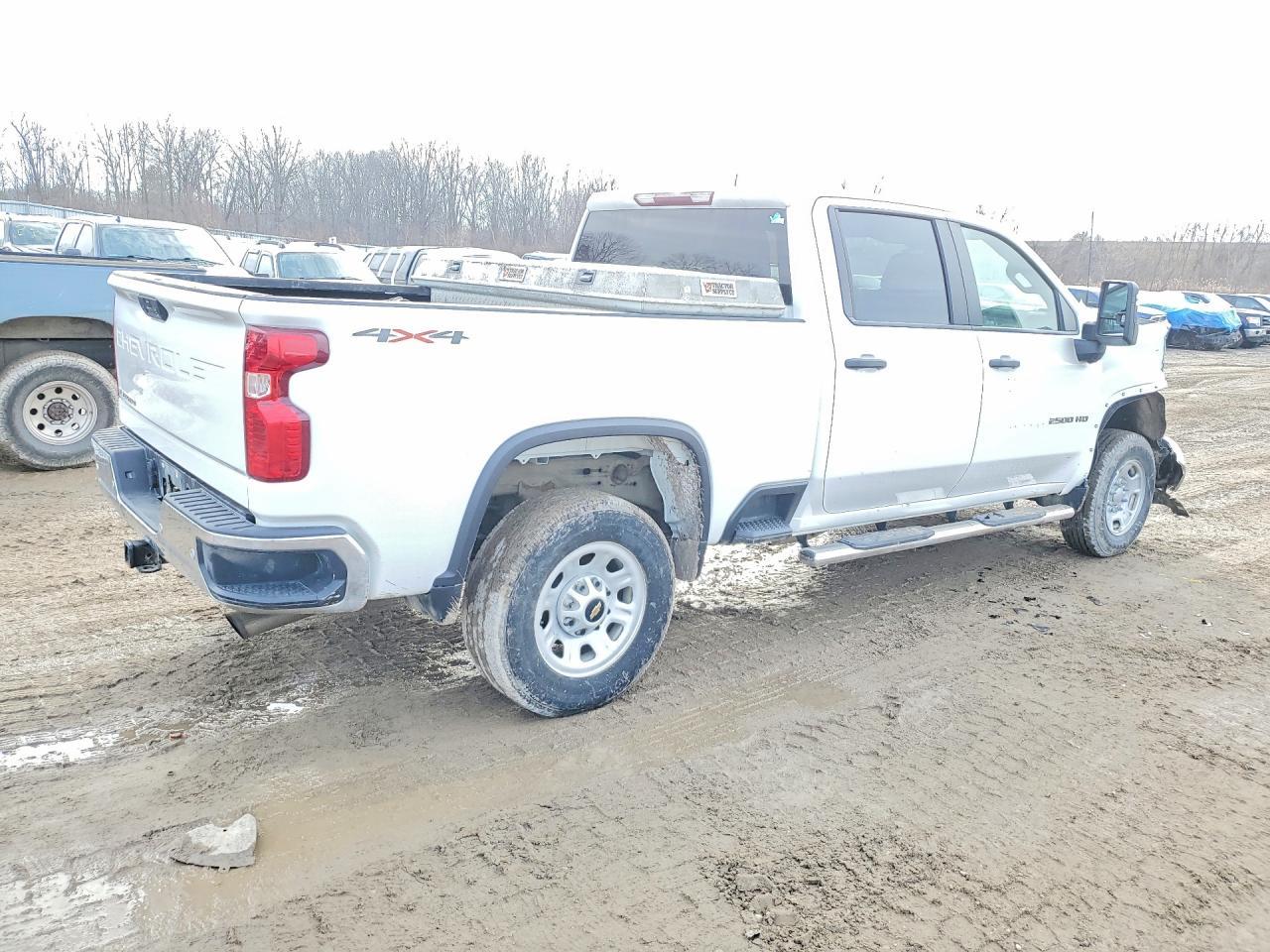 2024 Chevrolet Silverado K2500 Heavy Duty - zdjęcie 3
