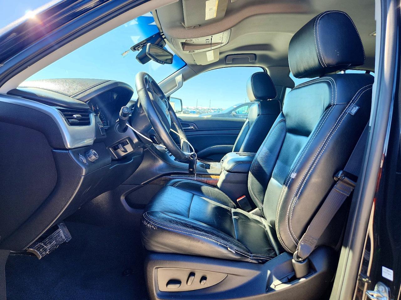 2020 Chevrolet Tahoe C1500 Ls - zdjęcie 7