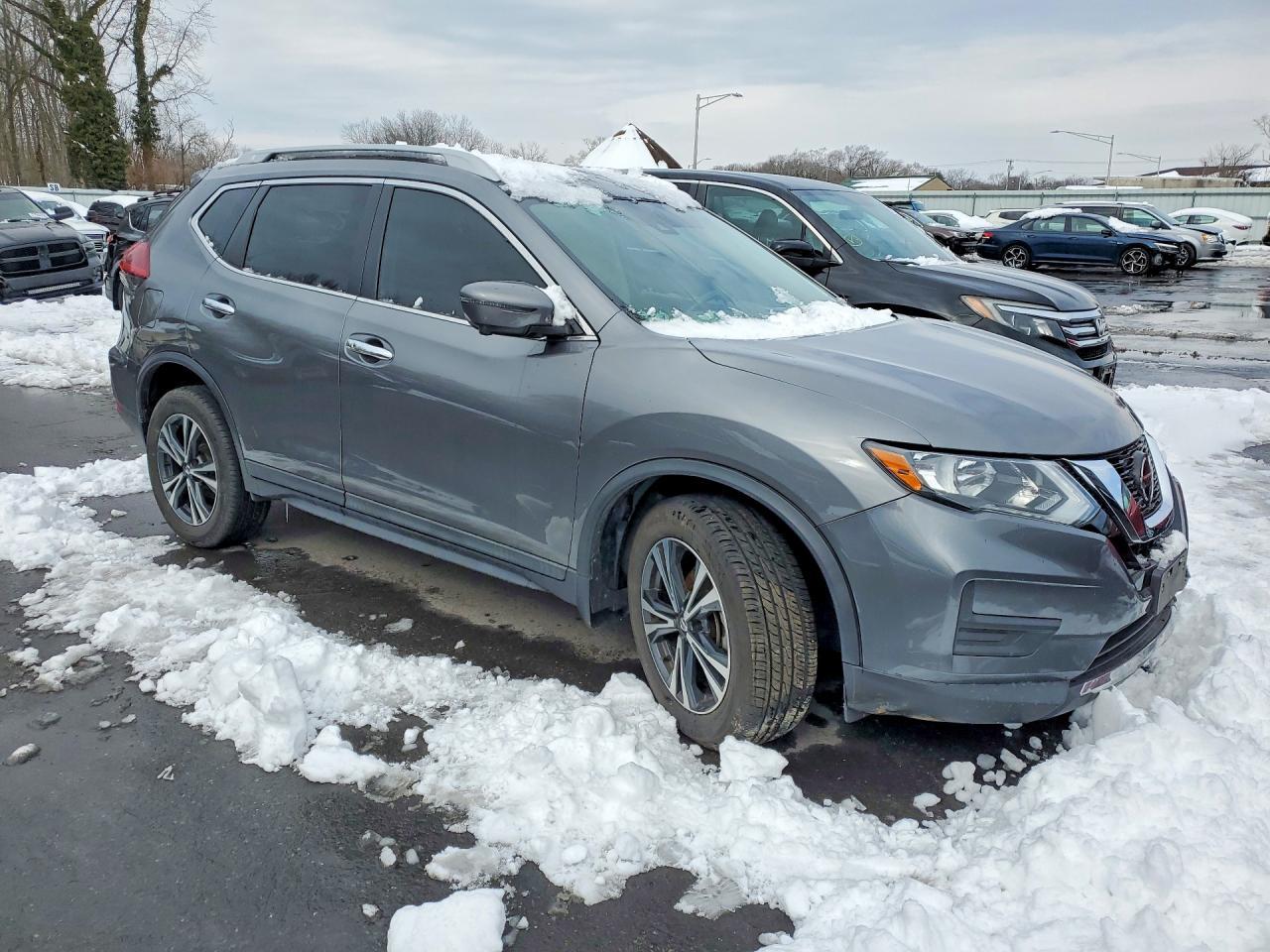 2019 Nissan Rogue S - zdjęcie 4