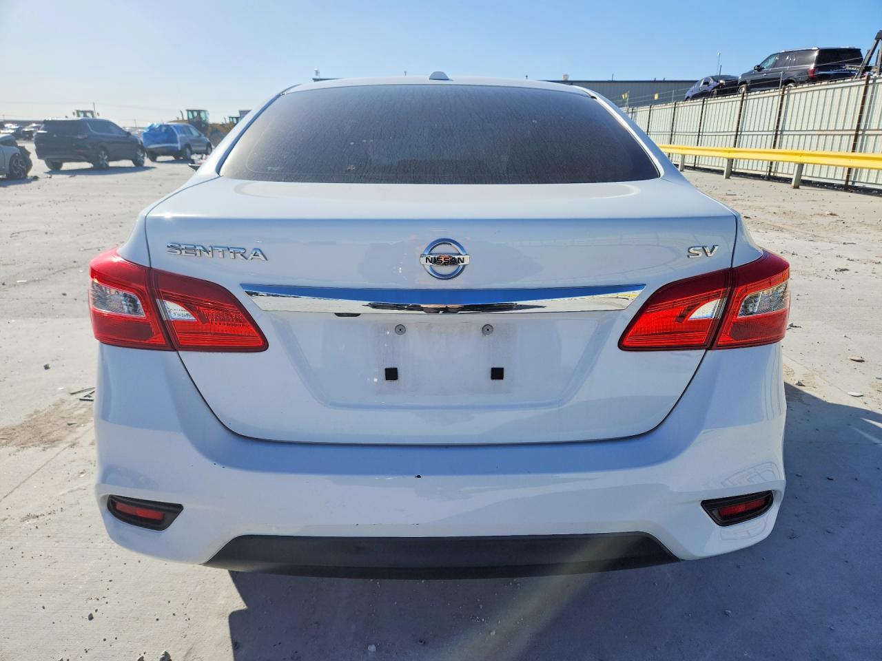 2019 Niss Sentra S - zdjęcie 6