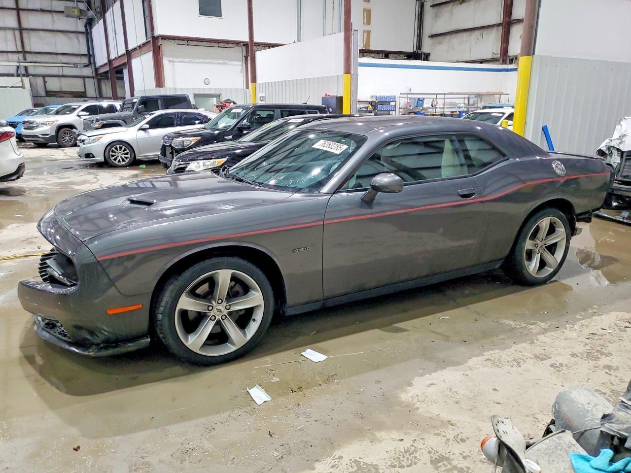 2017 Dodge Challenger R - zdjęcie główne