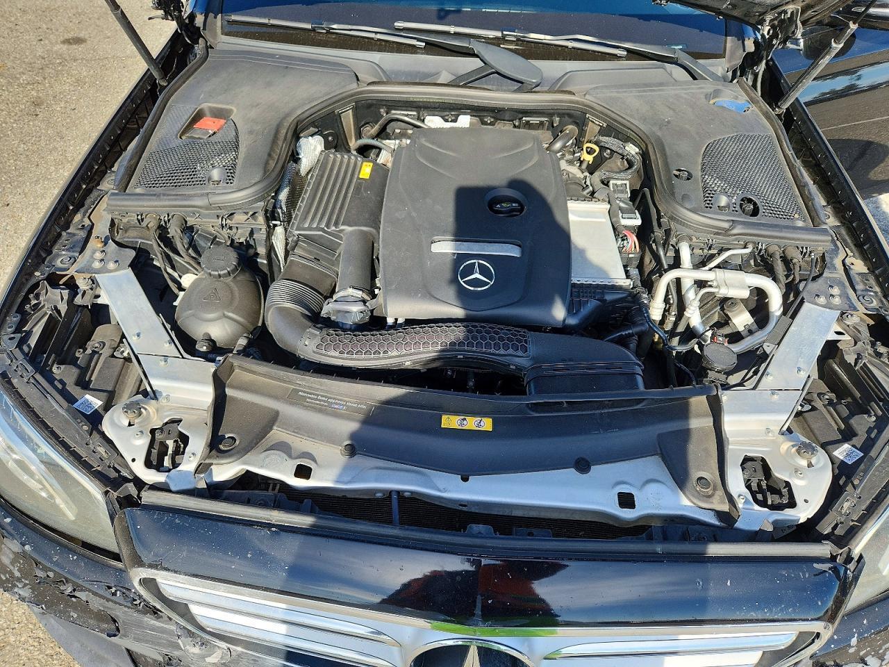 2019 Mercedes-Benz E 300 - zdjęcie 11