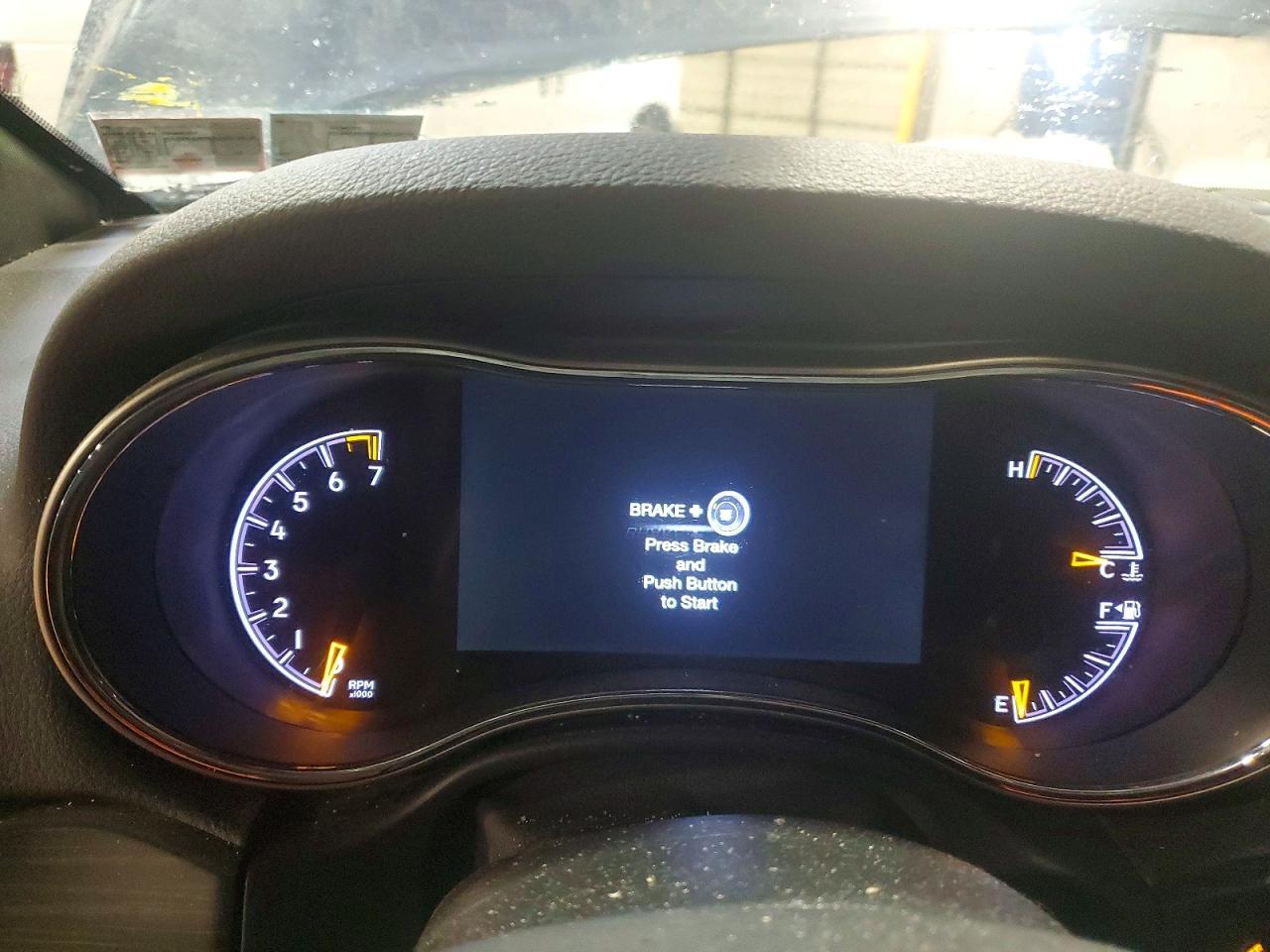 2021 Jeep Grand Cherokee Limited - zdjęcie 9