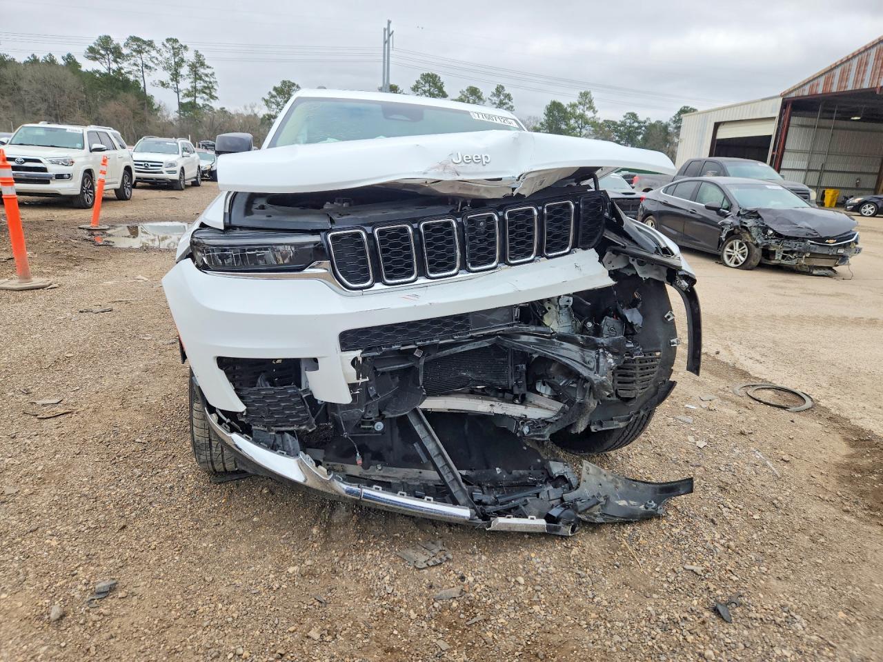2022 Jeep Grand Cherokee L Limited - zdjęcie 5
