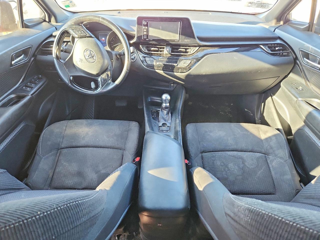 2018 Toyota C-Hr Xle Premium - zdjęcie 8