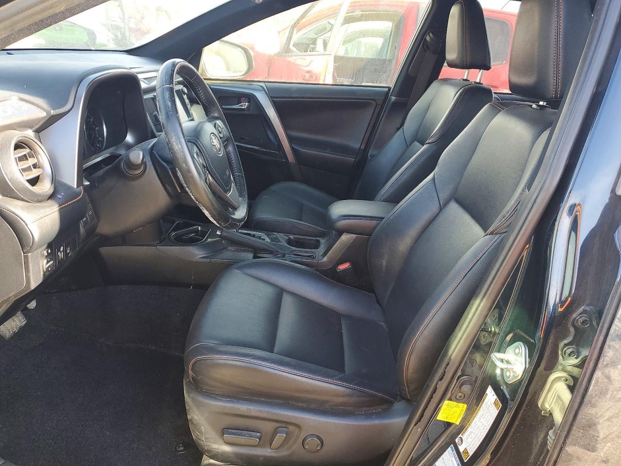 2018 Toyota Rav4 Se - zdjęcie 7