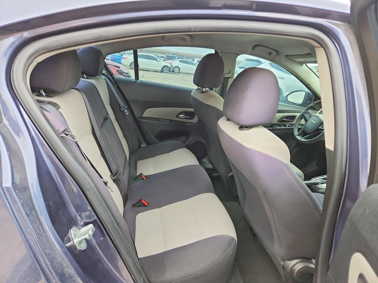 2013 Chevrolet Cruze Ls - zdjęcie 10