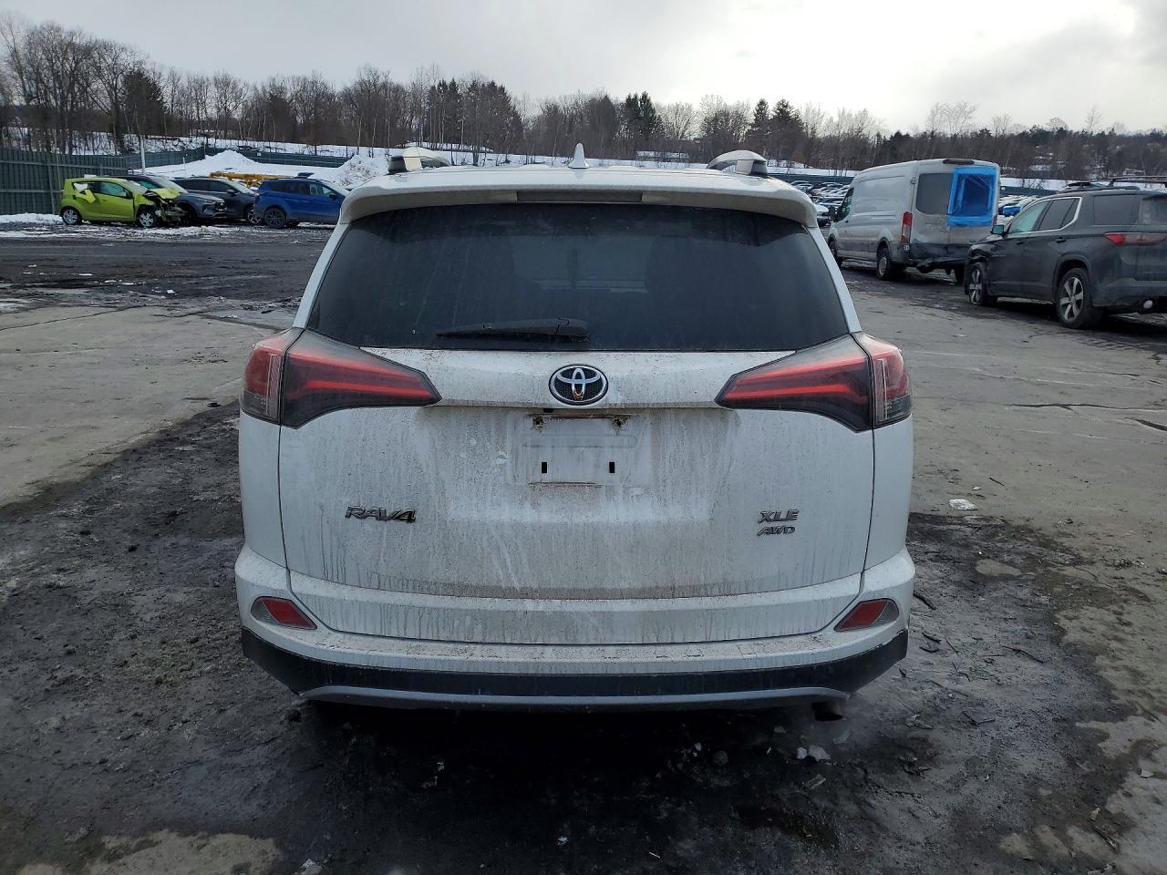 2018 Toyota Rav4 Xle - zdjęcie 6