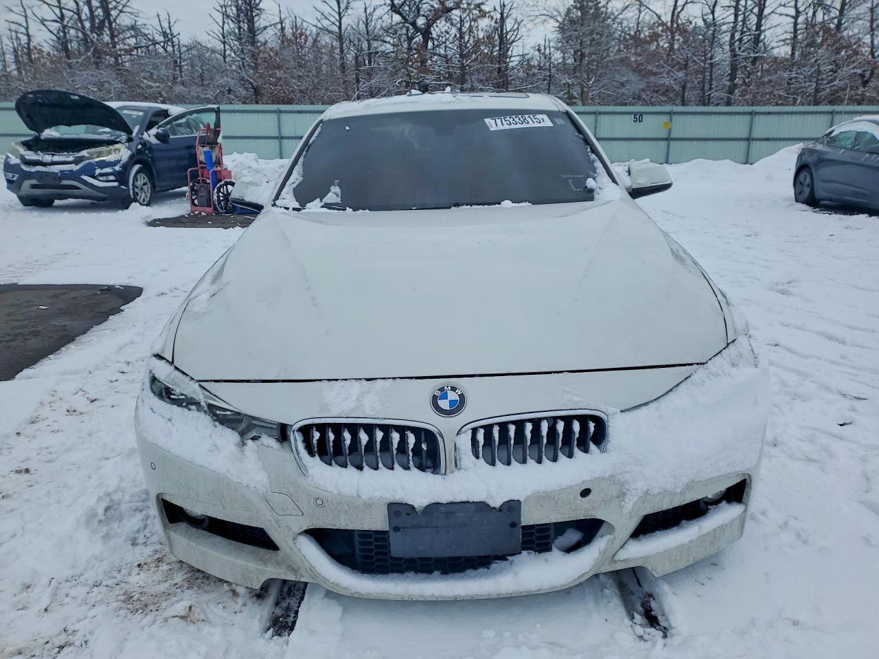 2018 BMW 330 Xi - zdjęcie 5