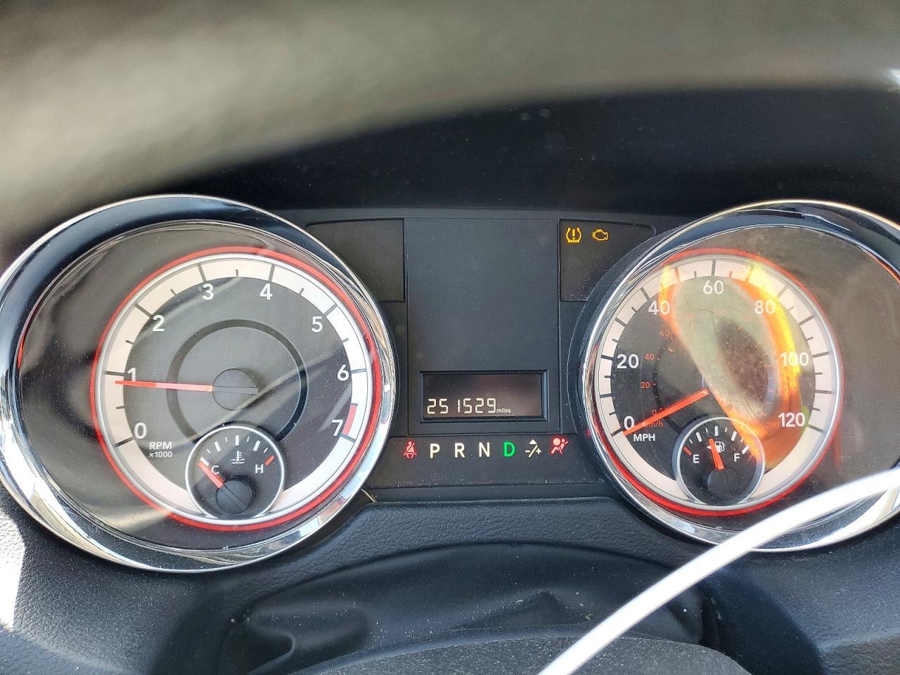 2014 Dodge Grand Caravan - zdjęcie 9