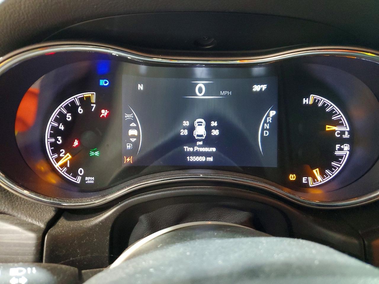 2019 Jeep Grand Cherokee Laredo - zdjęcie 9