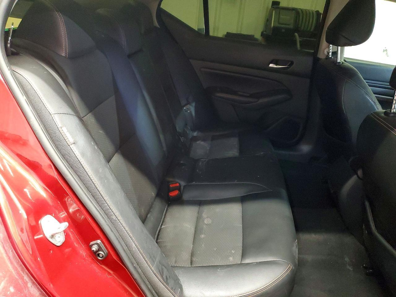 2020 Nissan Altima Sr - zdjęcie 10