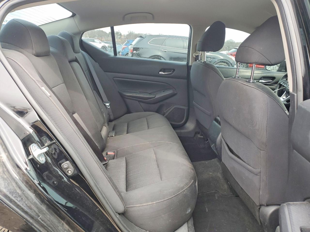 2019 Niss Altima 2.5 S - zdjęcie 10