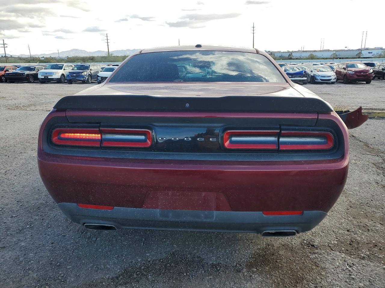2018 Dodge Challenger Sxt - zdjęcie 6