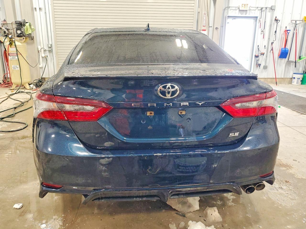 2021 Toyota Camry Se - zdjęcie 6