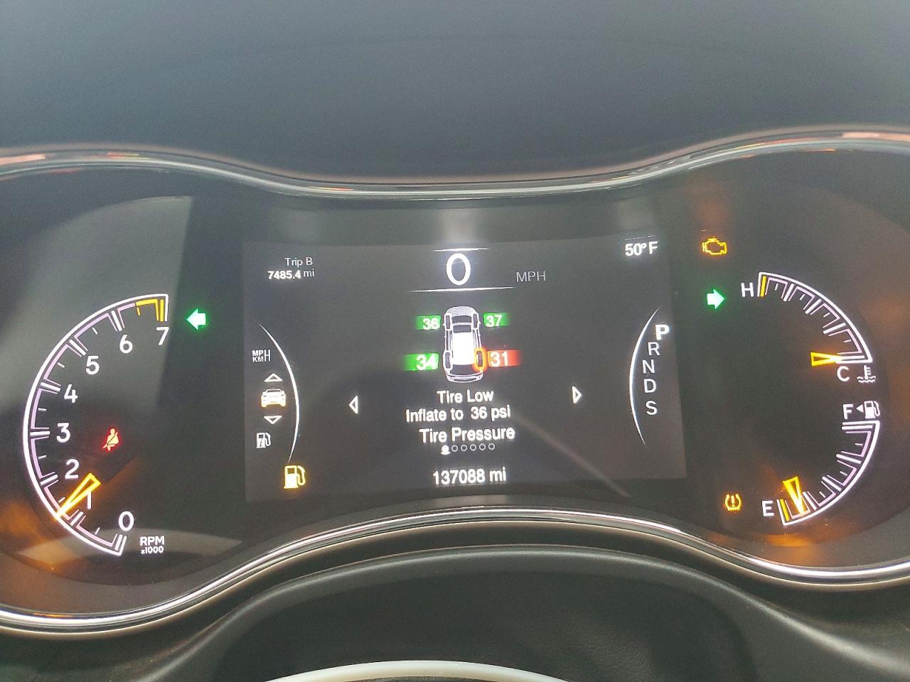 2015 Jeep Grand Cherokee Laredo - zdjęcie 9