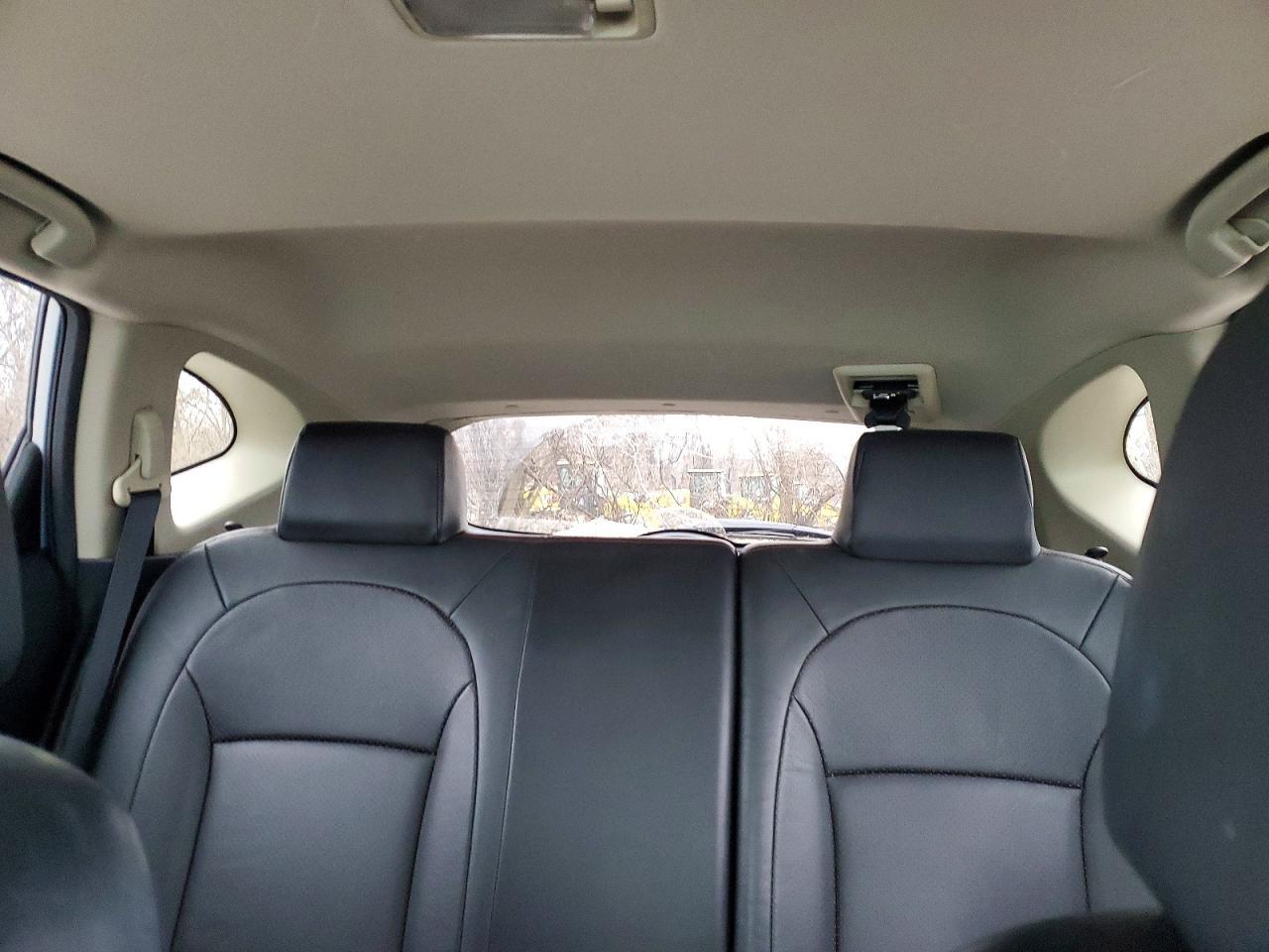 2013 Nissan Rogue S - zdjęcie 10