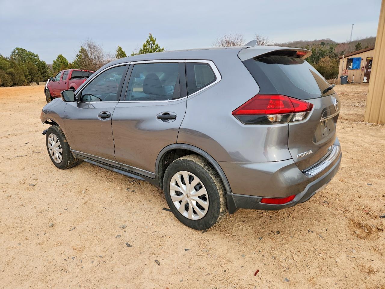 2018 Nissan Rogue S - zdjęcie 2