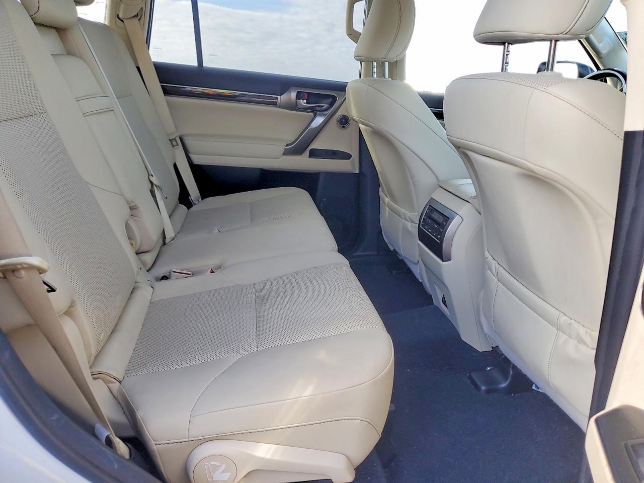 2022 Lexus Gx 460 Base - zdjęcie 11