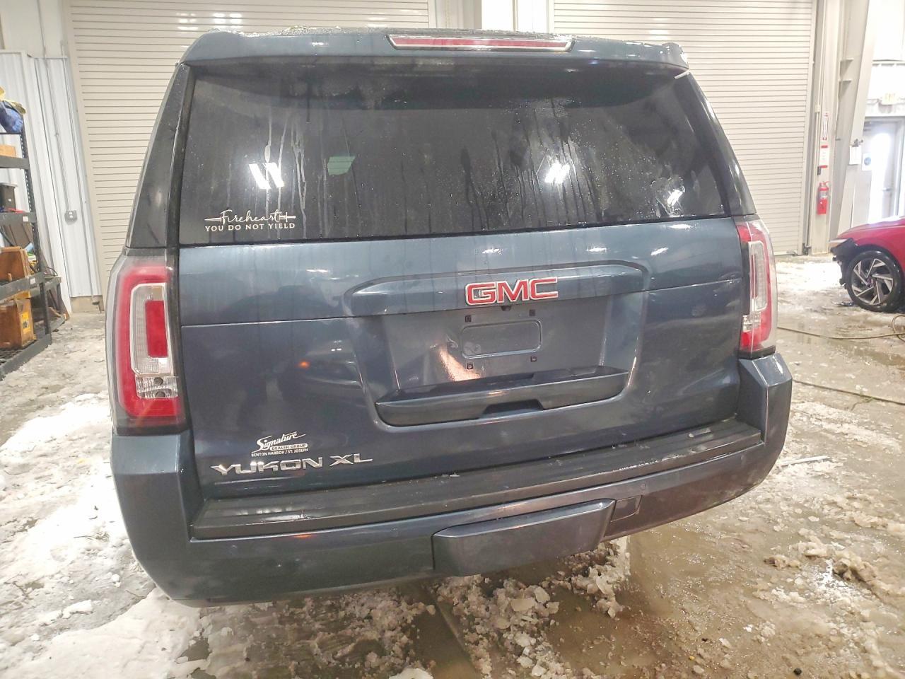 2019 GMC Yukon Xl K1500 Slt - zdjęcie 6