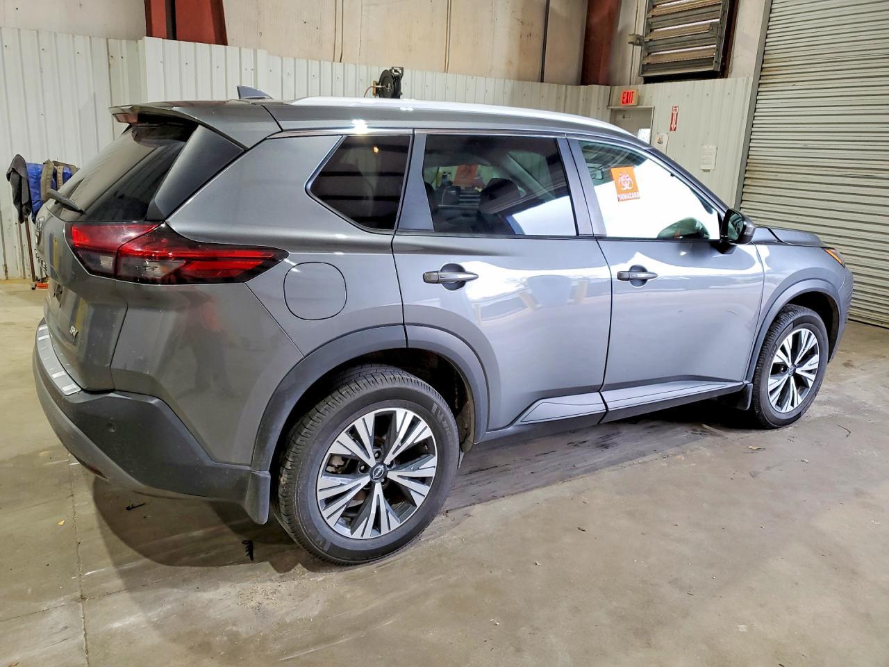 2022 Nissan Rogue Sv - zdjęcie 3