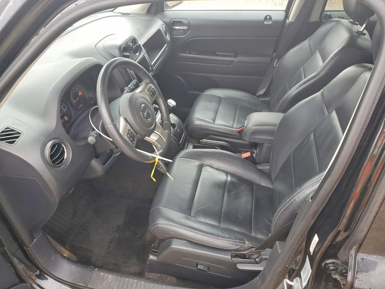 2015 Jeep Patriot Latitude - zdjęcie 7